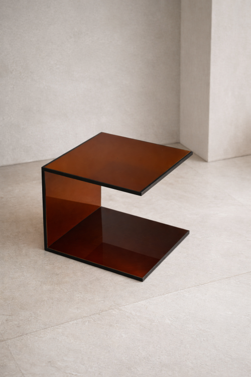 שולחן צד – דגם נוי (אקרילי חום)